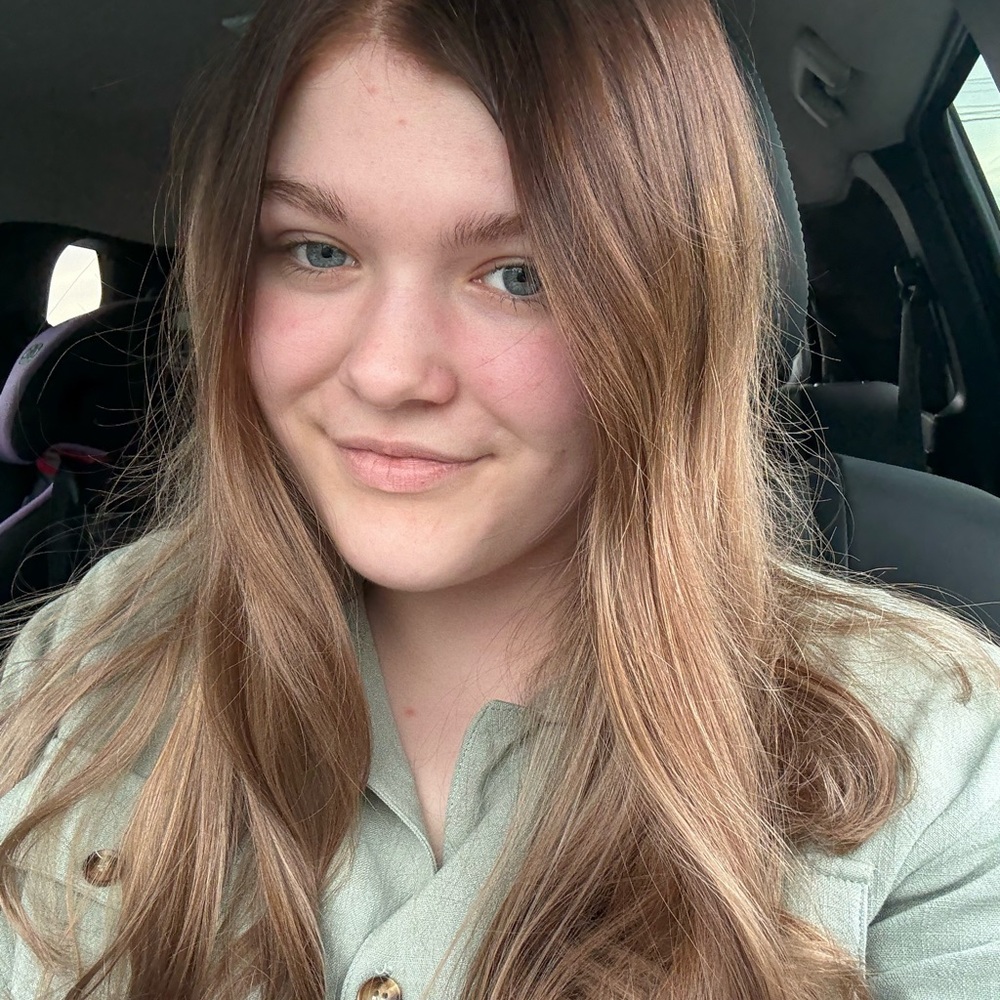 Meet your Posher, Kaci